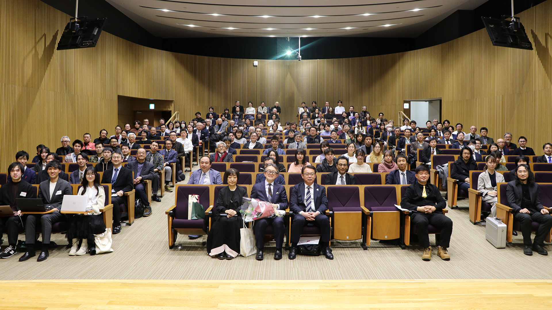 小篠隆生先生の最終講義が開催されました