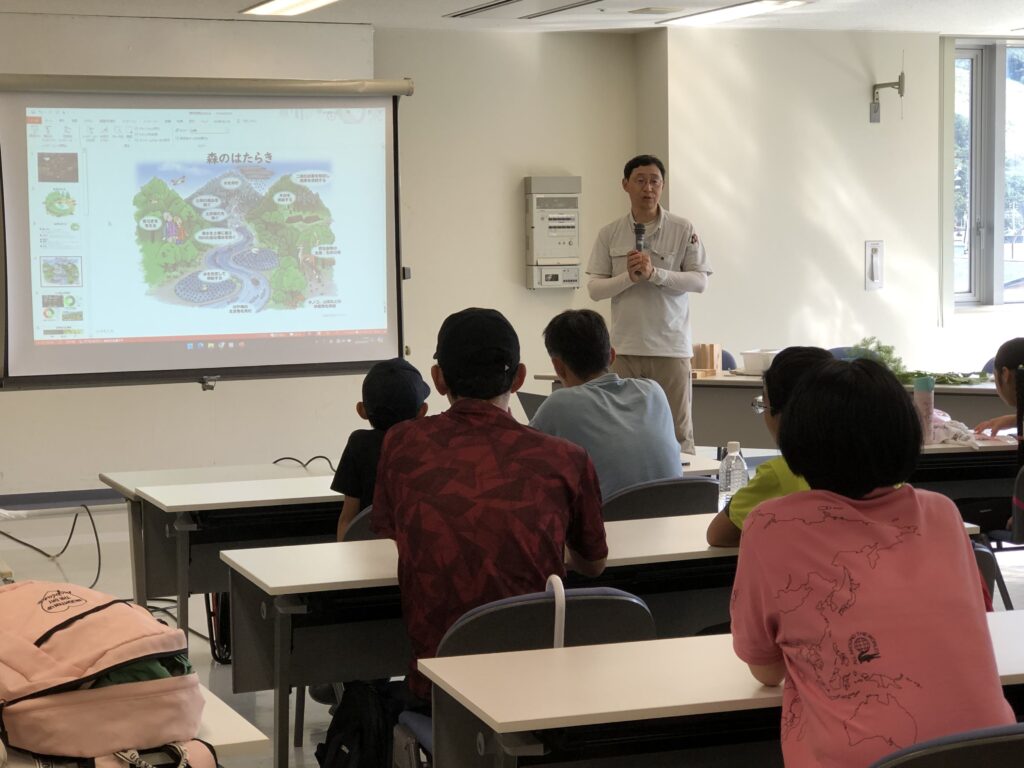 「北海道大学×HBC SDGs大学 in JTの森 積丹 ～育つ森の不思議～」を開催しました